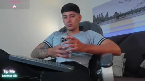 DAMIAN online show from 6, 3, 2026