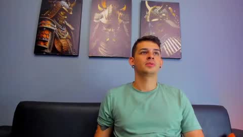 Snapshot of damian__oliver chatting on 13, 2, 2025 Damian Oliver online show from 13, 2, 2025