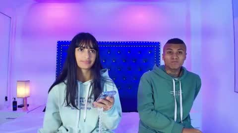 DAMIAN AND ROXANNE.  online show from 24, 2, 2026