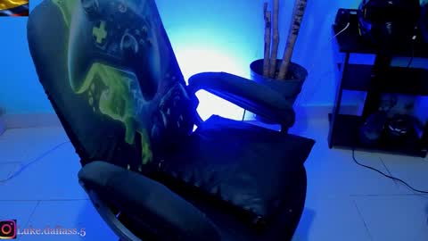 Snapshot of damian_tornerr chatting on 3, 3, 2026 Damian torner online show from 3, 3, 2026