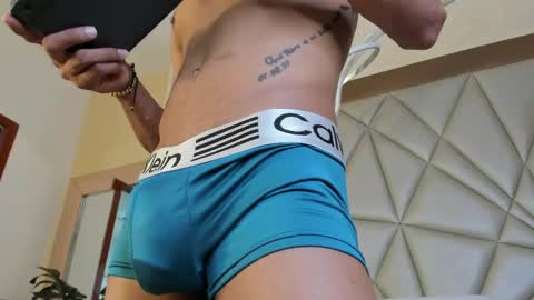 damianlux_ online show from 27, 5, 2026
