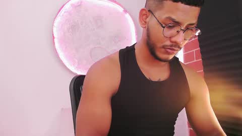 Snapshot of damiann_rees chatting on 17, 12, 2024 instagram damiannreed. online show from 17, 12, 2024