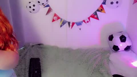 Snapshot of damn_that_booty chatting on 16, 6, 2026 Criss online show from 16, 6, 2026