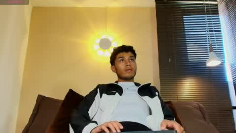 Damon  Salvatore online show from 14, 4, 2026