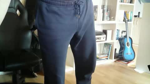 Dan Snow online show from 24, 11, 2025