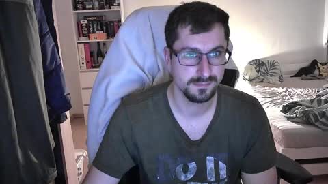 King Dan online show from 19, 12, 2024