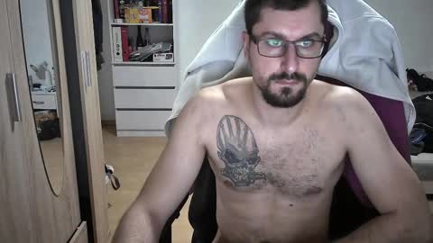 King Dan online show from 5, 3, 2025