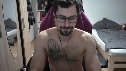 King Dan online show from 14, 12, 2025