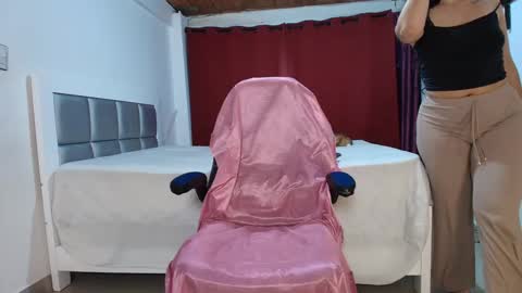 Snapshot of dana_777 chatting on 26, 9, 2025 Dayana  online show from 26, 9, 2025