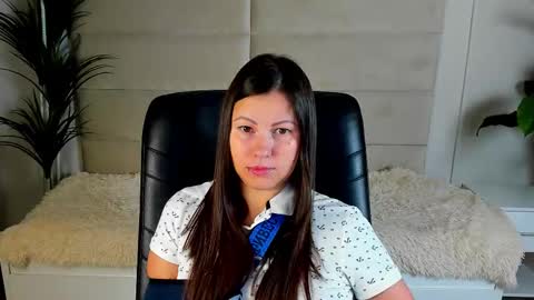 Dana Dom online show from 8, 11, 2025