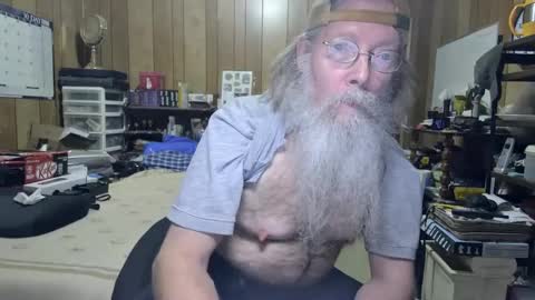 Snapshot of danagm chatting on 24, 12, 2024 Dana online show from 24, 12, 2024