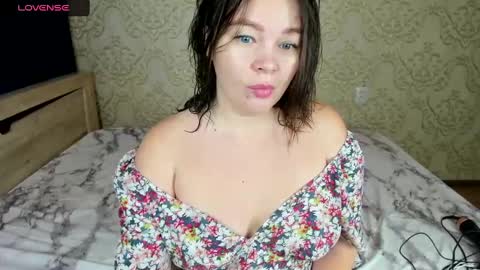 danajhonson online show from 2, 1, 2025