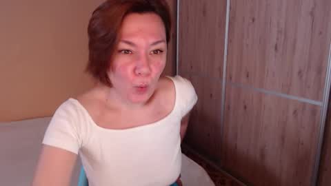 danbie_leen online show from 12, 3, 2026