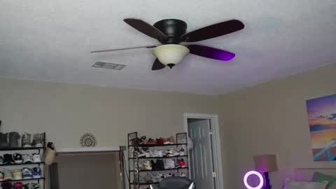 Lexi  online show from 22, 1, 2025