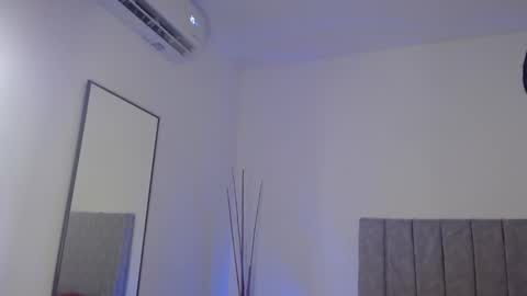 Ela and Santi online show from 21, 2, 2026