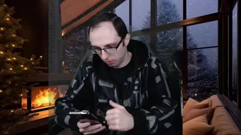 Snapshot of daniel9121 chatting on 19, 12, 2024 Daniel9121 online show from 19, 12, 2024