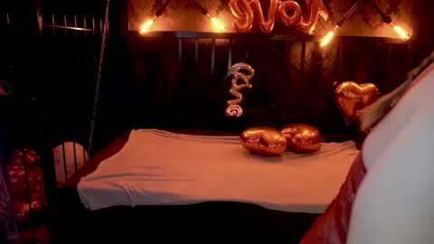 danielareign online show from 7, 2, 2026