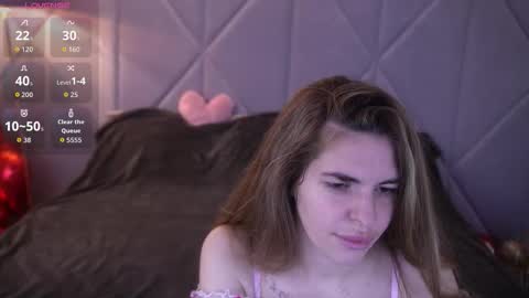 danielareign online show from 15, 2, 2026