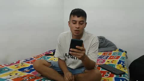 danielitopapii online show from 13, 2, 2025