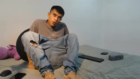 danielitopapii online show from 28, 2, 2025