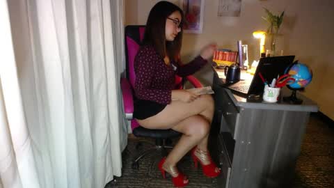 Snapshot of danielle_rose_ chatting on 30, 3, 2026 Angie online show from 30, 3, 2026