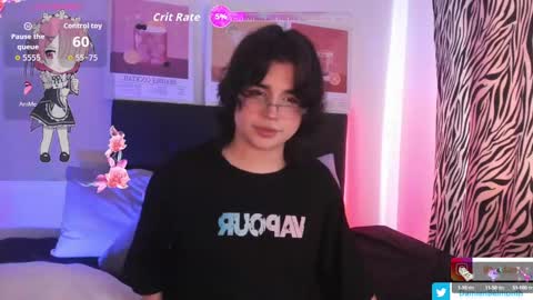 Snapshot of daniellesins_ chatting on 14, 10, 2025 online show from 14, 10, 2025