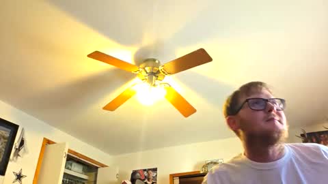 Daniel    y. online show from 5, 11, 2025