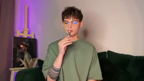 danieltuckerr online show from 13, 7, 2026