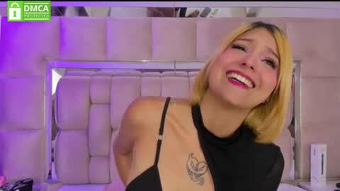 Snapshot of daniiela_beteche777 chatting on 17, 7, 2026 DANIELA online show from 17, 7, 2026