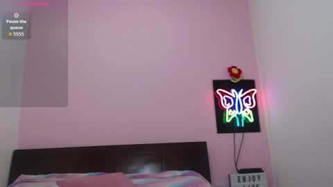 Snapshot of danika_bellaa chatting on 23, 7, 2026 K A R O L online show from 23, 7, 2026