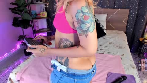Dannacastle online show from 27, 12, 2024