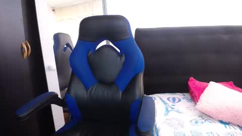 danna martinez33 online show from 25, 2, 2026