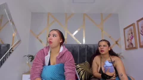  Danna  online show from 22, 2, 2025