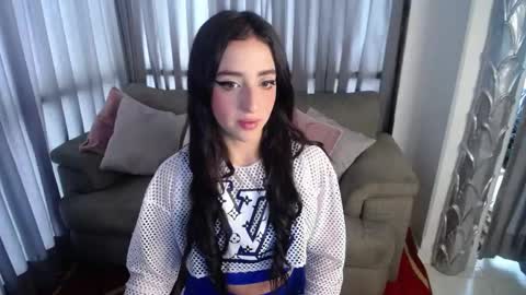 Snapshot of danna_wagner chatting on 20, 10, 2025 danna_wagner online show from 20, 10, 2025