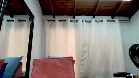 Danna Berlin  online show from 1, 2, 2025