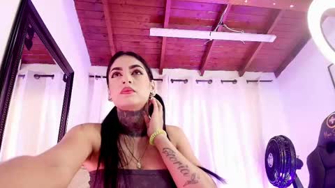 Danna Berlin  online show from 20, 2, 2025