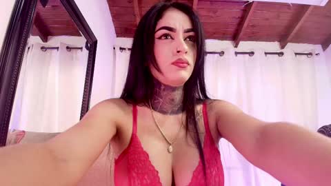 Danna Berlin  online show from 1, 3, 2025