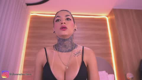 Danna Berlin  online show from 17, 5, 2026