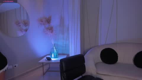 Danna Cruz  online show from 24, 12, 2024