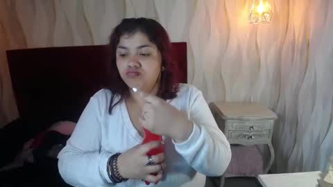 Danna Garza online show from 1, 12, 2025