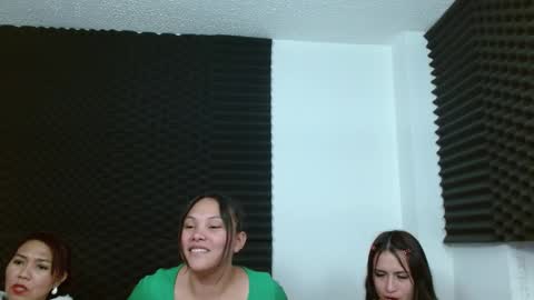 Snapshot of dannamomcerrat chatting on 6, 12, 2024 dannamomcerrat online show from 6, 12, 2024