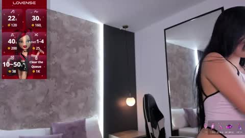 Snapshot of danne_bratz_ chatting on 31, 10, 2025 D A N N A online show from 31, 10, 2025