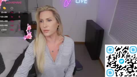 DANNI DANIELS online show from 18, 1, 2025