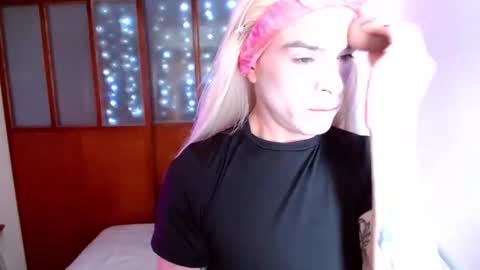 Snapshot of dannihotboy02 chatting on 21, 2, 2026 danni online show from 21, 2, 2026