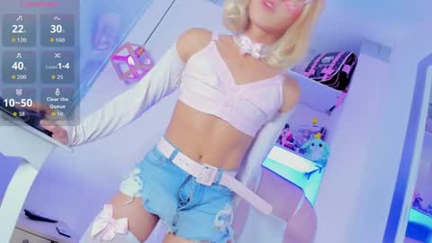 Danni  Sebastian online show from 4, 4, 2026