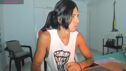 X Dante7373574 online show from 3, 11, 2025