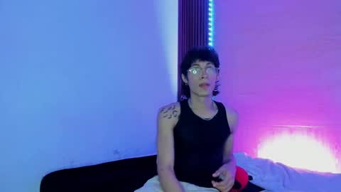 dantelord_ online show from 8, 3, 2025