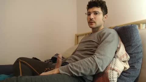 Snapshot of dantheman233 chatting on 2, 1, 2025 Daniel online show from 2, 1, 2025