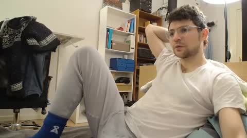 Snapshot of dantheman233 chatting on 12, 2, 2025 Daniel online show from 12, 2, 2025