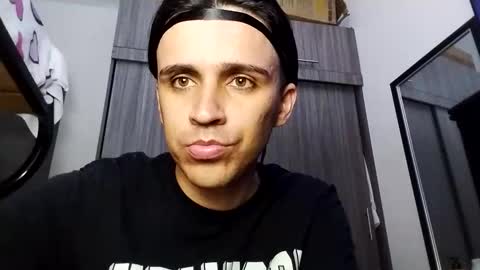 Snapshot of danylano chatting on 12, 10, 2025 Daniel online show from 12, 10, 2025